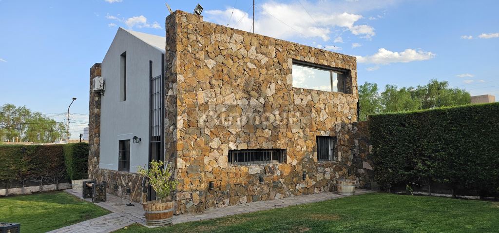 Casa en Venta en Las Heras, Mendoza