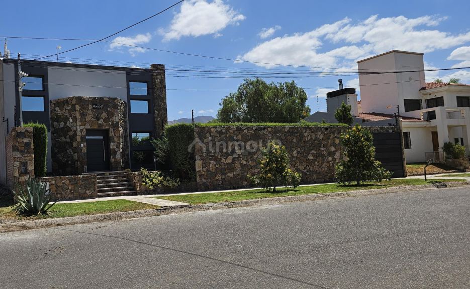 Casa en Venta en Las Heras, Mendoza