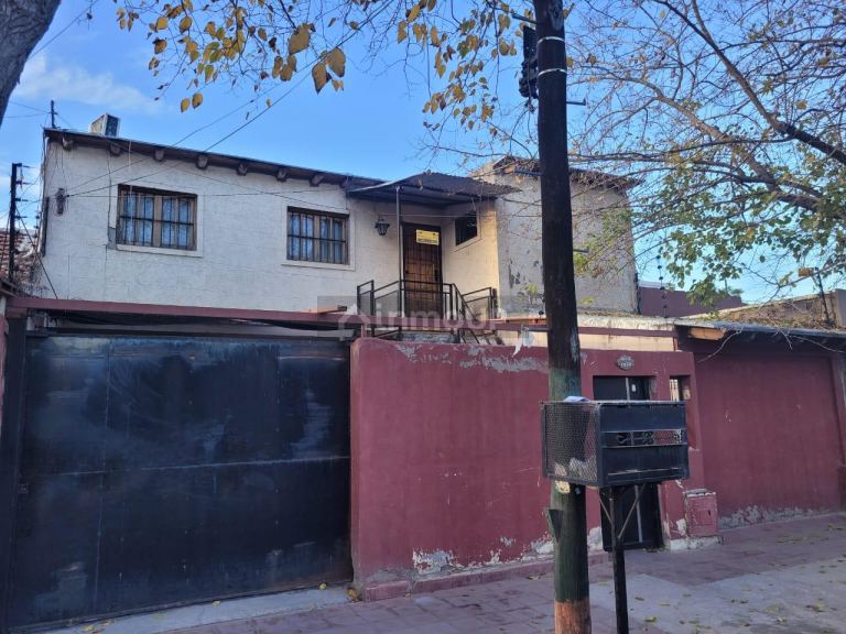 Casa en Venta en Guaymallen, Mendoza