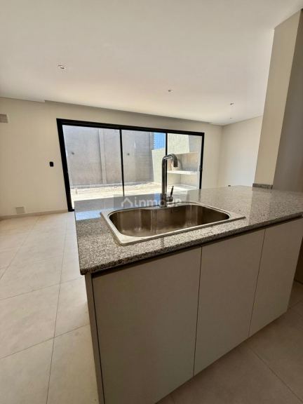 Duplex en Venta en Maipu, Mendoza