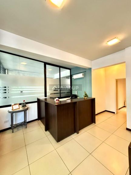 Oficina en Venta en Capital, Mendoza