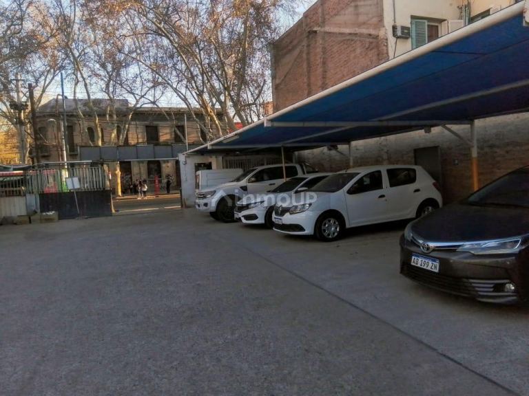 Cochera en Venta en Capital, Mendoza