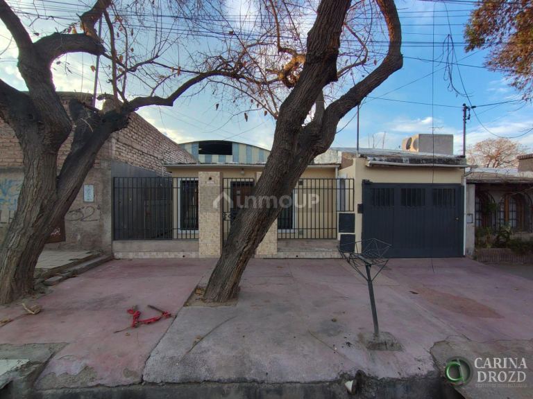 Casa en Alquiler en Godoy Cruz, Mendoza