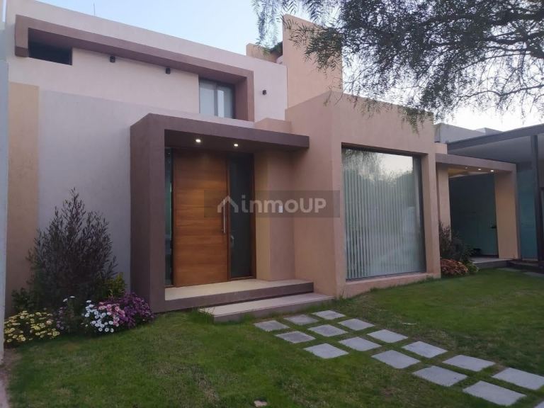 Casa en Alquiler en Godoy Cruz, Mendoza