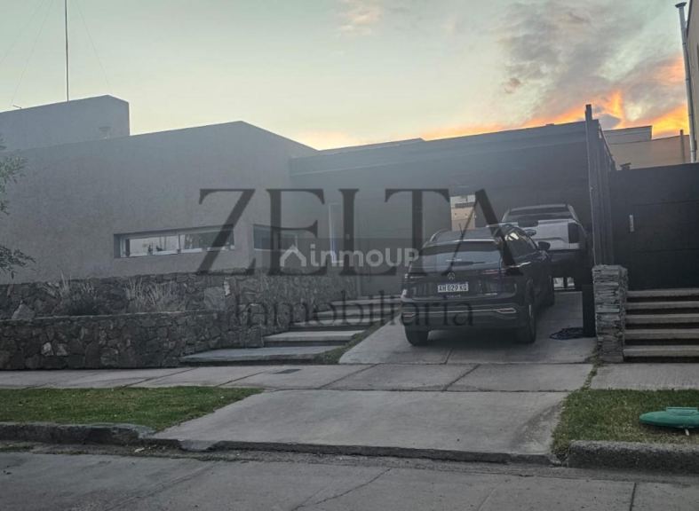 Casa en Venta en Las Heras, Mendoza