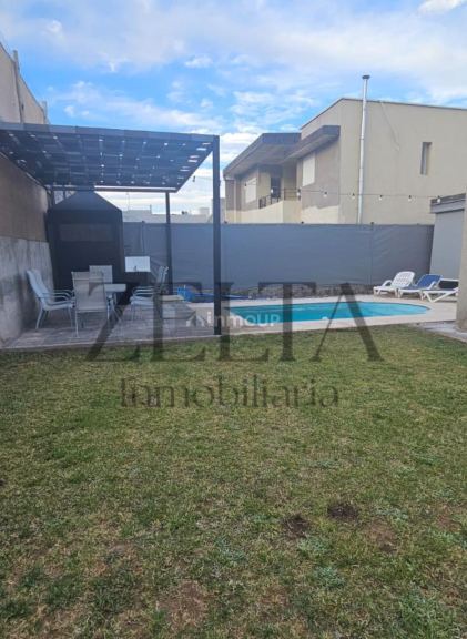 Casa en Venta en Las Heras, Mendoza