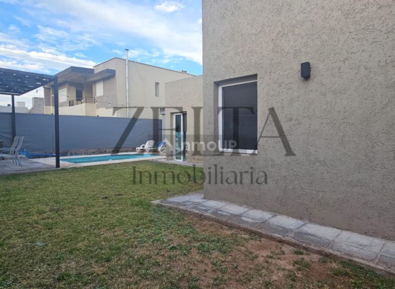 Casa en Venta en Las Heras, Mendoza