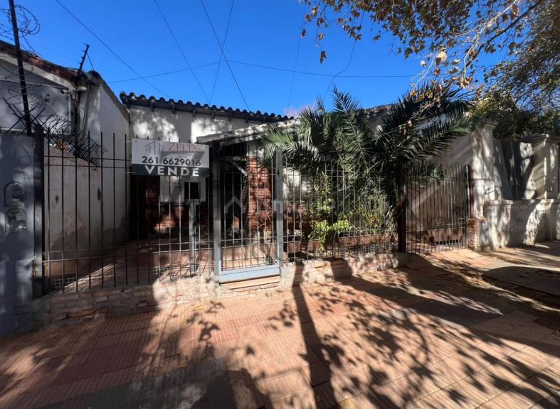 Casa en Venta en Guaymallen, Mendoza