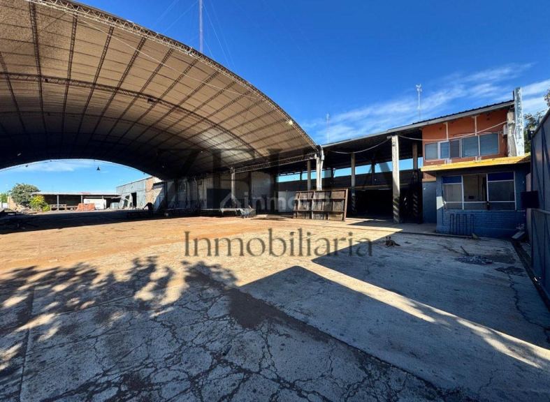 Galpon en Venta en Rivadavia, Mendoza