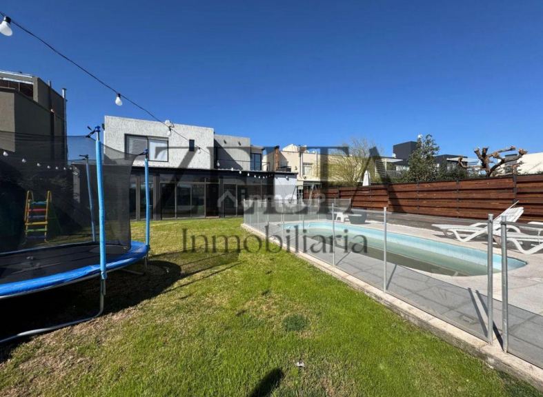 Casa en Venta en Guaymallen, Mendoza