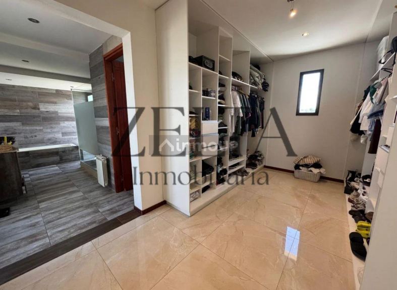Casa en Venta en Guaymallen, Mendoza