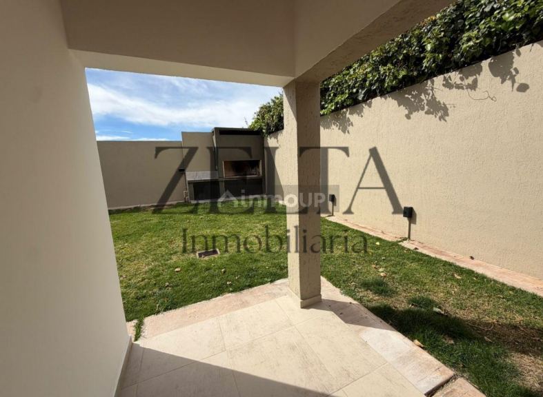 Casa en Alquiler en Maipu, Mendoza