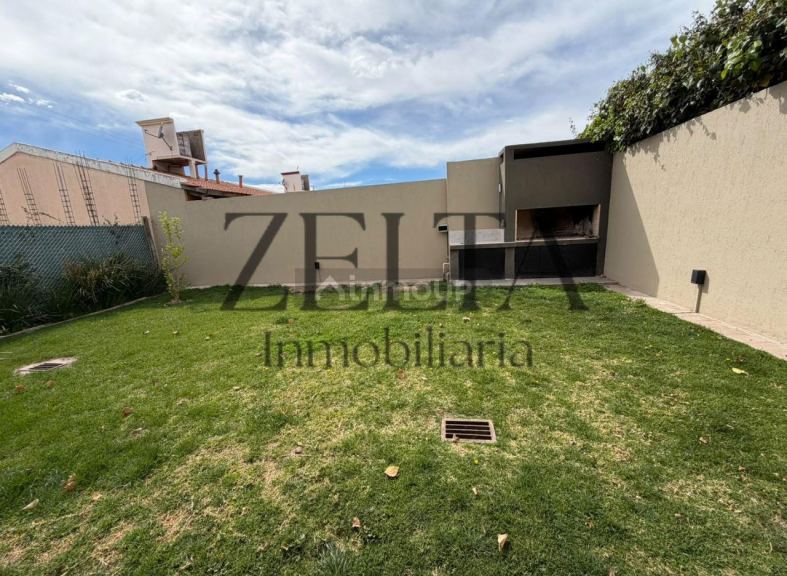 Casa en Alquiler en Maipu, Mendoza