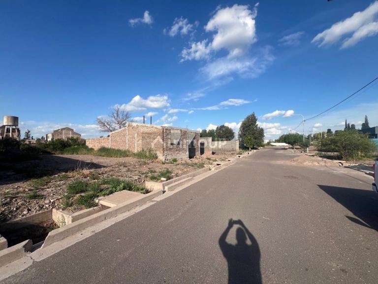 Lote en Venta en Maipu, Mendoza