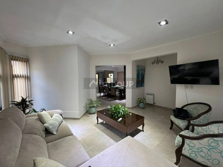 Casa en Venta en Guaymallen, Mendoza