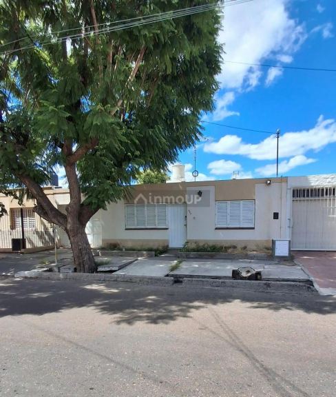 Casa en Venta en San Martin, Mendoza