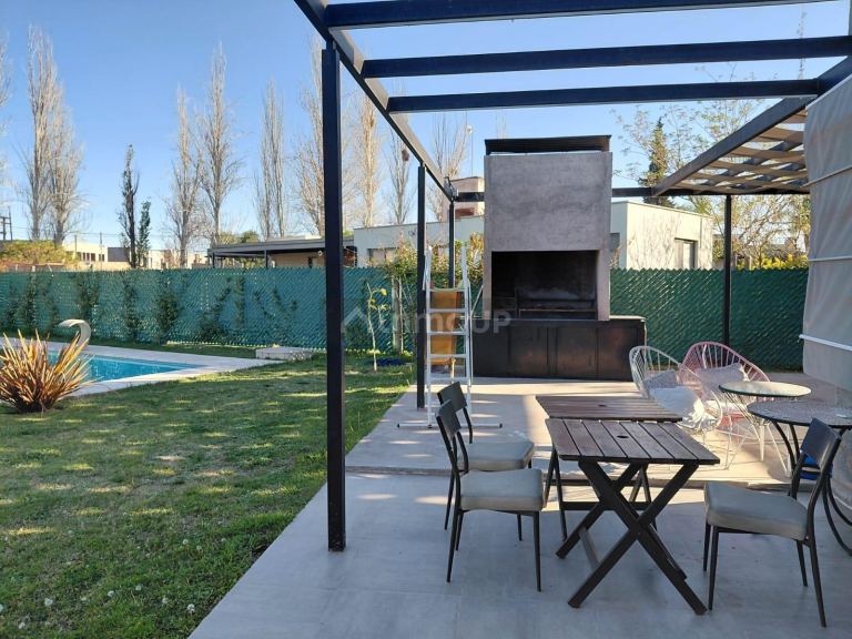Casa en Venta en Lujan de Cuyo, Mendoza - USD 330.000 | Inmoup - 21