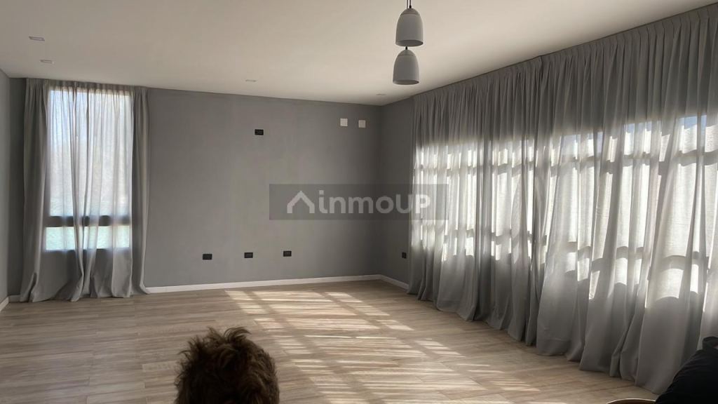 Casa en Venta en Lujan de Cuyo, Mendoza - USD 330.000 | Inmoup - 14