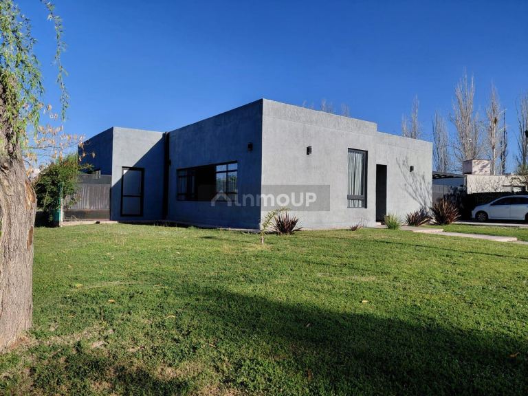 Casa en Venta en Lujan de Cuyo, Mendoza - USD 330.000 | Inmoup - 22