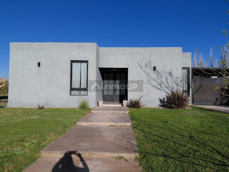 Casa en Venta en Lujan de Cuyo, Mendoza - USD 330.000 | Inmoup - 25