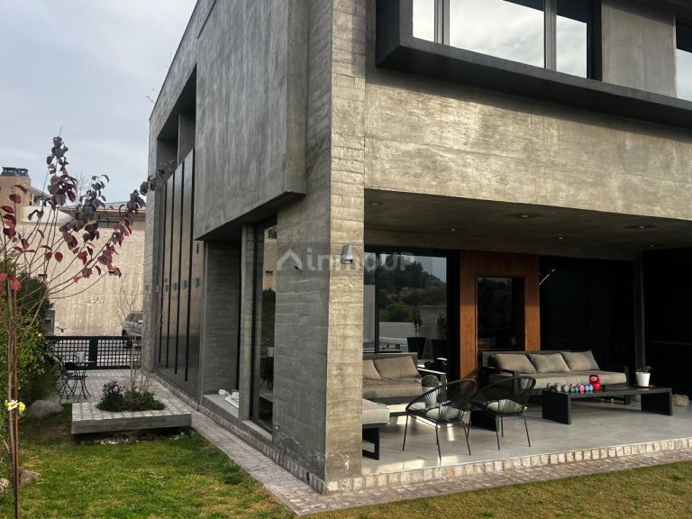 Casa en Venta en Capital, Mendoza