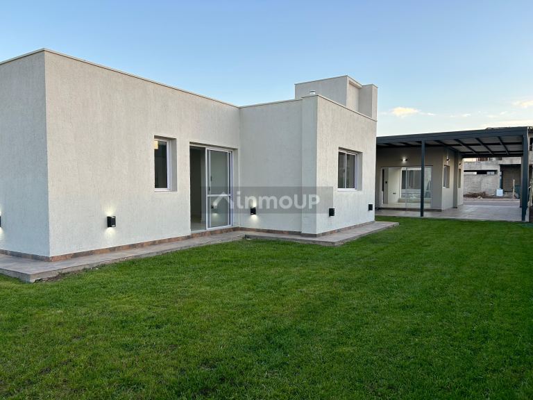 Casa en Venta en Guaymallen, Mendoza
