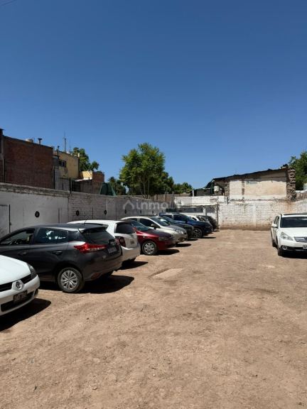 Playa de Estacionamiento en Alquiler en Capital, Mendoza