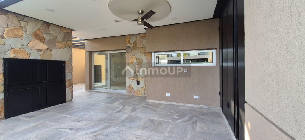 Casa en Alquiler en Maipu, Mendoza