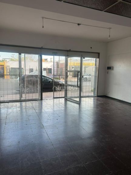 Local Comercial en Alquiler en Las Heras, Mendoza - $ 600.000 | Inmoup - 7