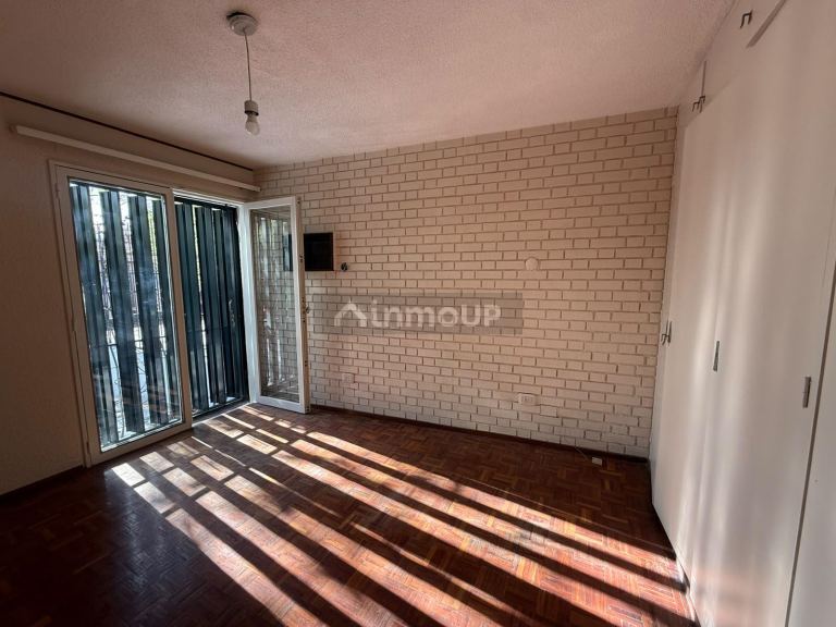 Casa en Venta en Capital, Mendoza - USD 130.000 | Inmoup - 23