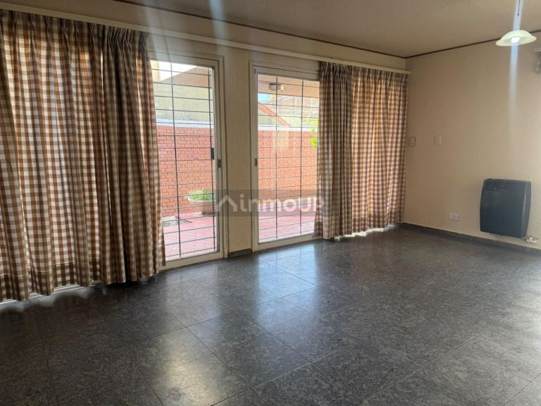 Casa en Venta en Capital, Mendoza - USD 130.000 | Inmoup - 11