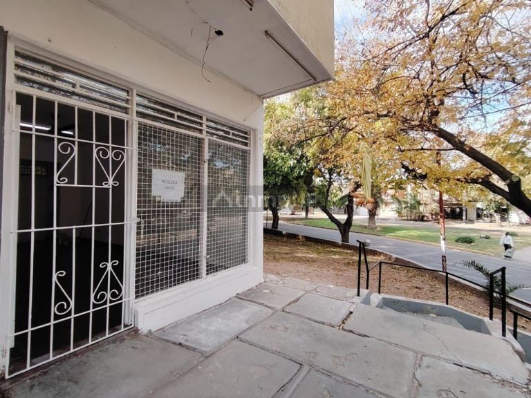 Local Comercial en Alquiler en Capital, Mendoza