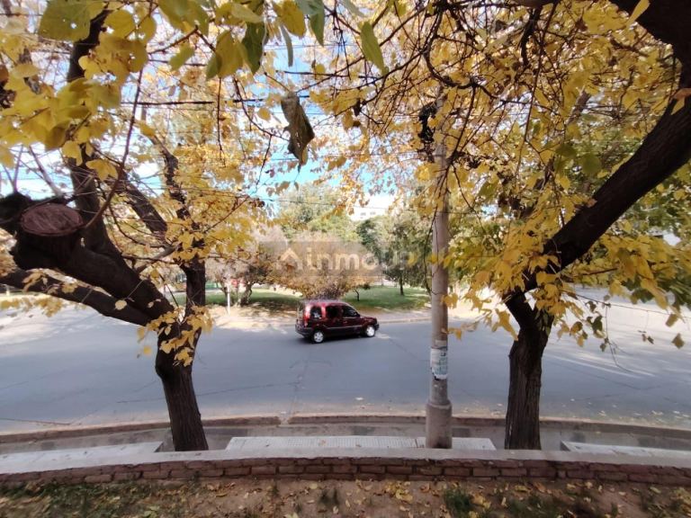 Local Comercial en Alquiler en Capital, Mendoza
