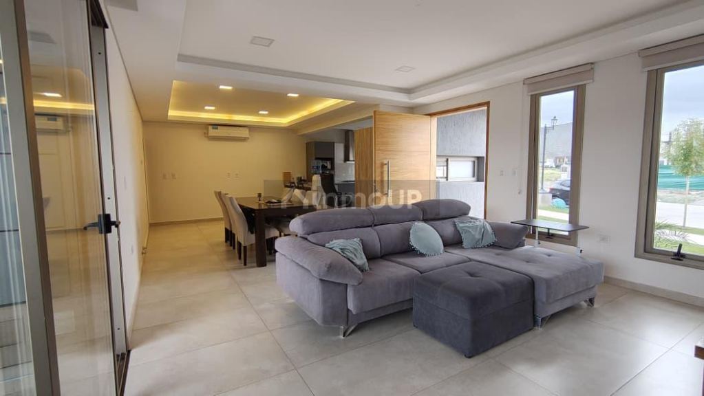 Casa en Venta en Las Heras, Mendoza