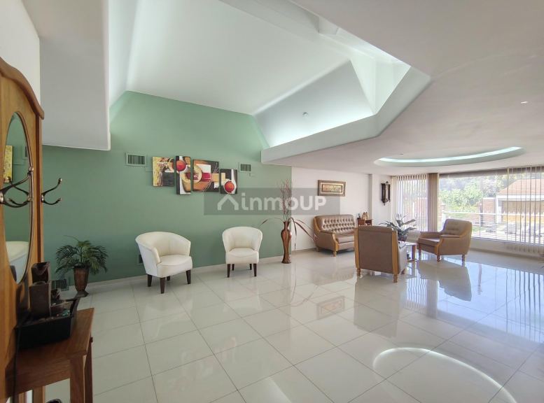 Guaymallen Veles Sarsfield 1400