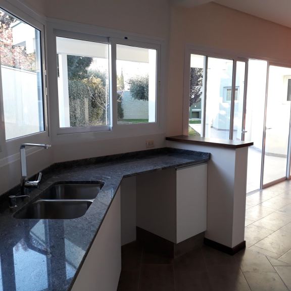 Casa en Alquiler en Lujan de Cuyo, Mendoza