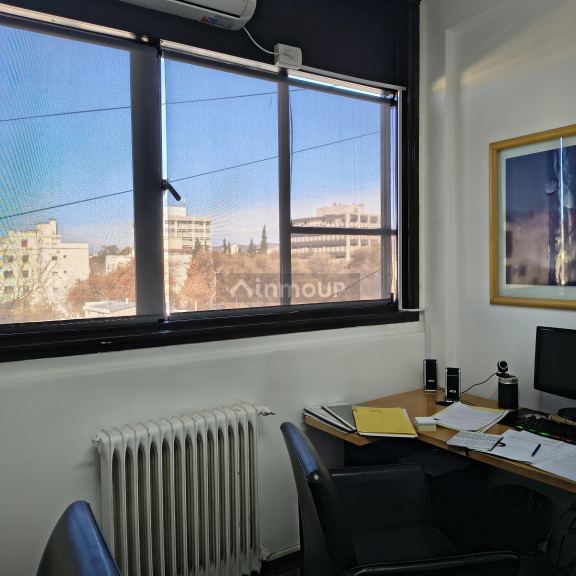 Oficina en Alquiler en Capital, Mendoza