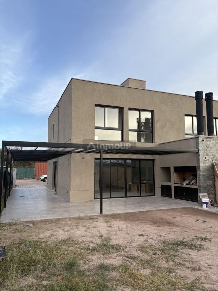 Duplex en Venta en Lujan de Cuyo, Mendoza - USD 224.000 | Inmoup - 6