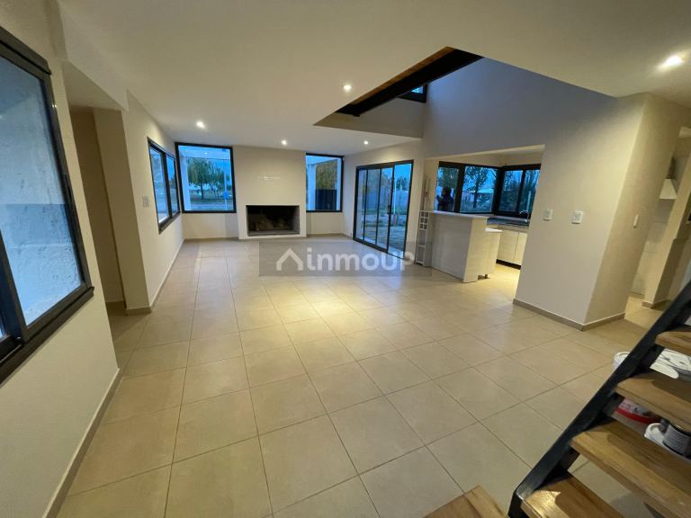 Casa en Venta en San Carlos, Mendoza