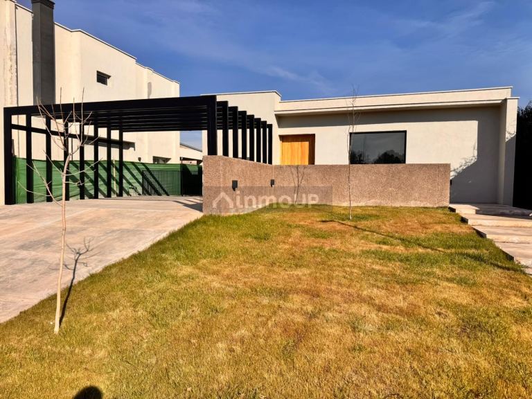 Casa en Venta en Lujan de Cuyo, Mendoza