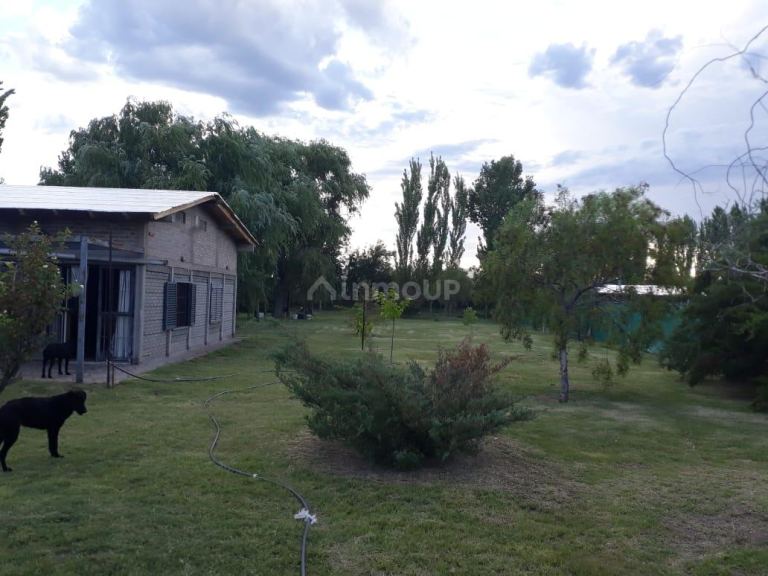 Casa Quinta en Venta en Guaymallen, Mendoza