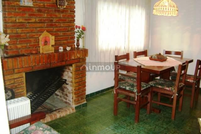 Chalet en Venta en Villa Gesell, Buenos Aires Costa Atlantica
