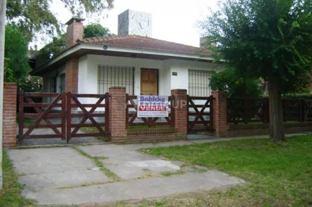 Chalet en Venta en Villa Gesell, Buenos Aires Costa Atlantica