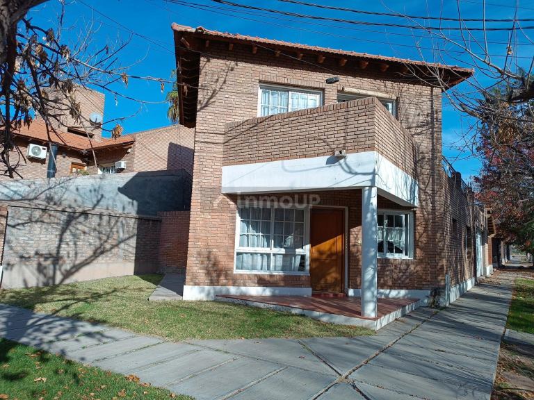 Casa en Alquiler en Lujan de Cuyo, Mendoza