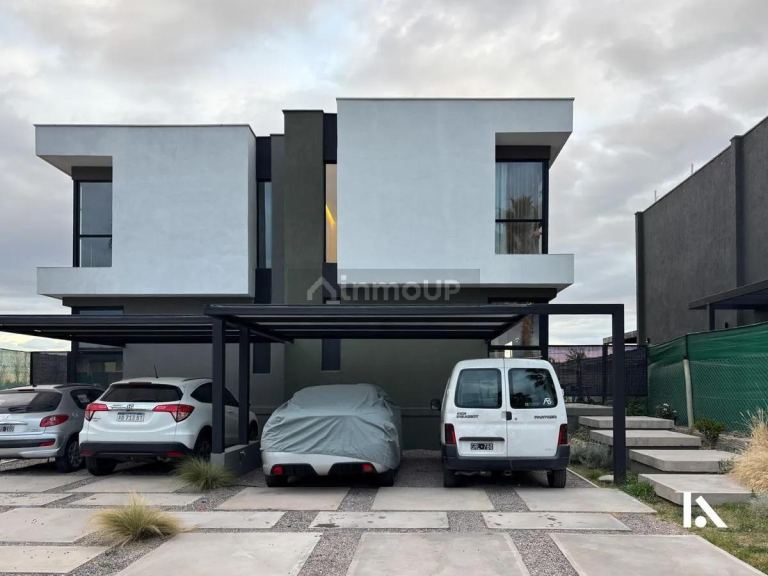 Casa en Venta en Maipu, Mendoza