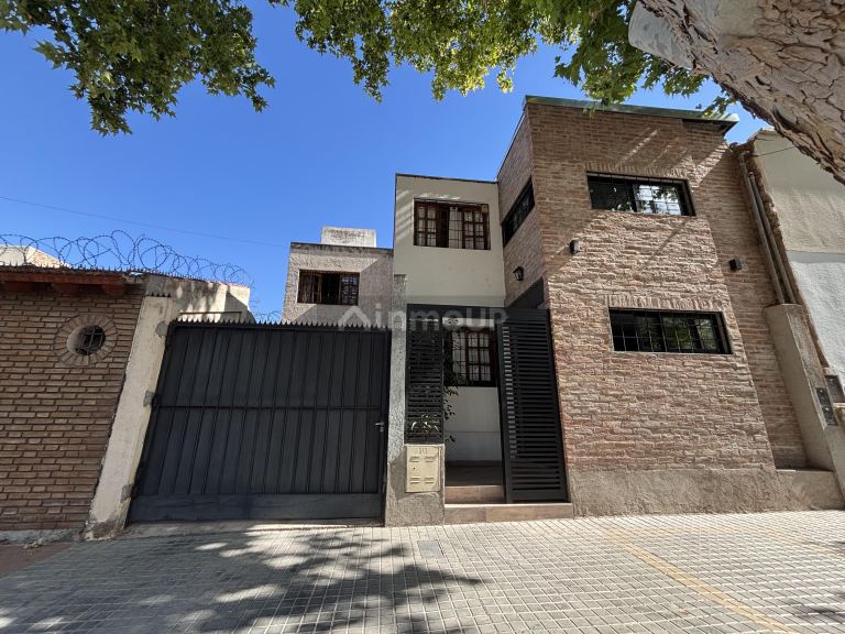 Casa en Venta en Capital, Mendoza