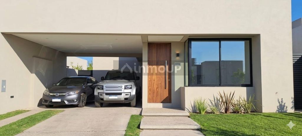 Casa en Venta en Guaymallen, Mendoza