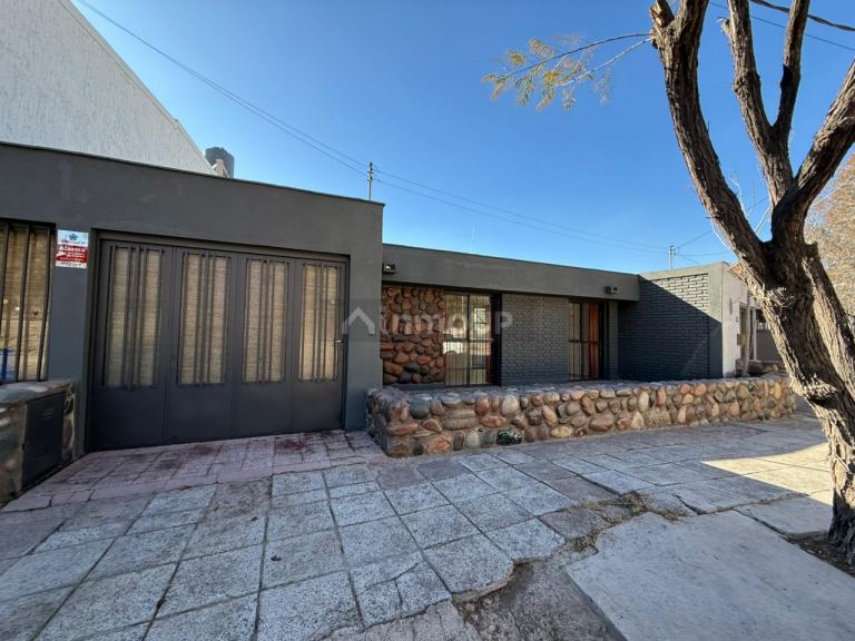 Casa en Venta en Godoy Cruz, Mendoza
