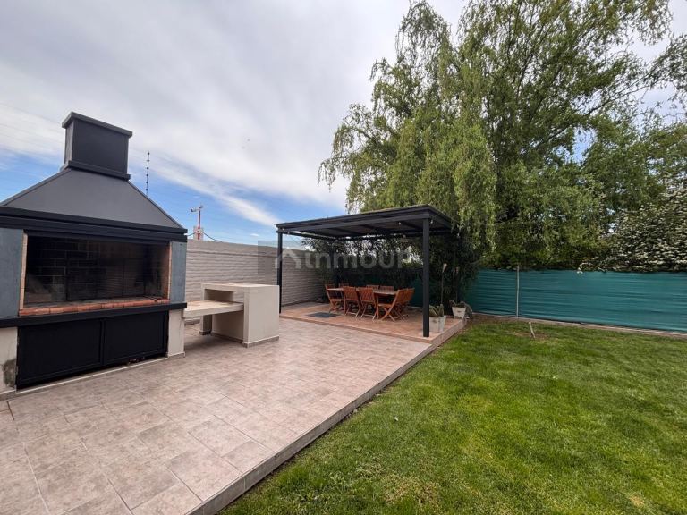 Casa en Venta en Guaymallen, Mendoza - USD 295.000 | Inmoup - 15