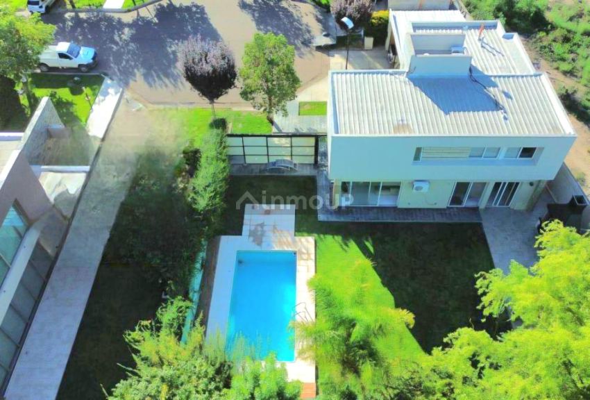 Casa en Venta en Guaymallen, Mendoza - USD 295.000 | Inmoup - 16